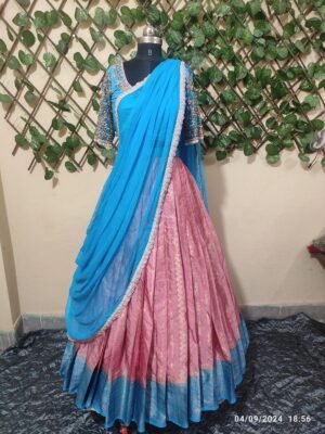 Regal Aura Pattu Lehenga